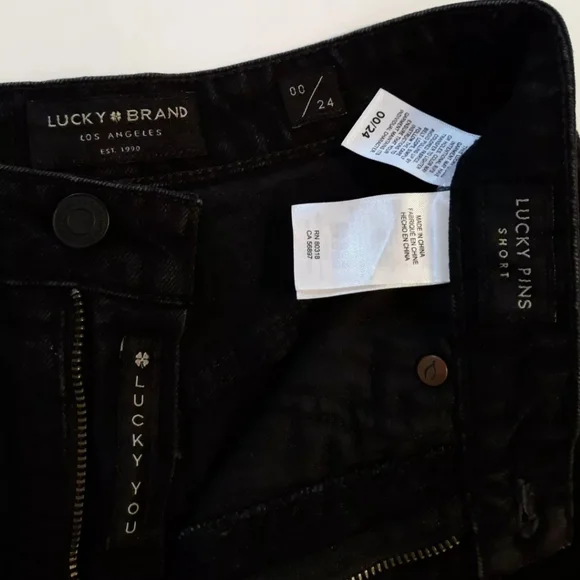 Lucky Brand Lucky Pins Distressed Cut Off Denim Black Jean Shorts 00/24 - Picture 6 of 7
